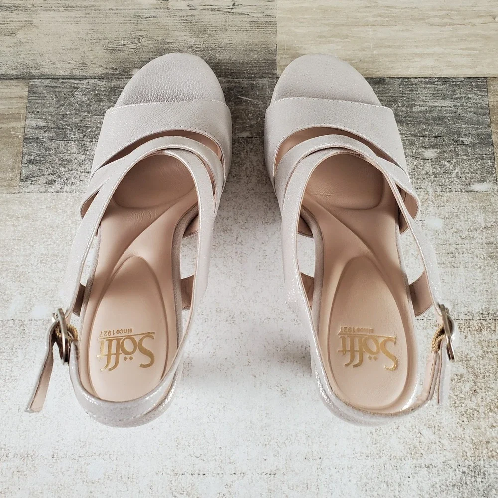 Sofft Jolene Womens Strappy Sandal Sz 8 M Champagne Metallic Leather Slingback